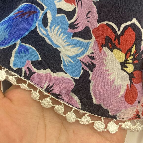 Yumi Kim Shacara Silk Blouse S Floral Crochet Trim Cinched Waist V-Neck - Picture 7 of 16